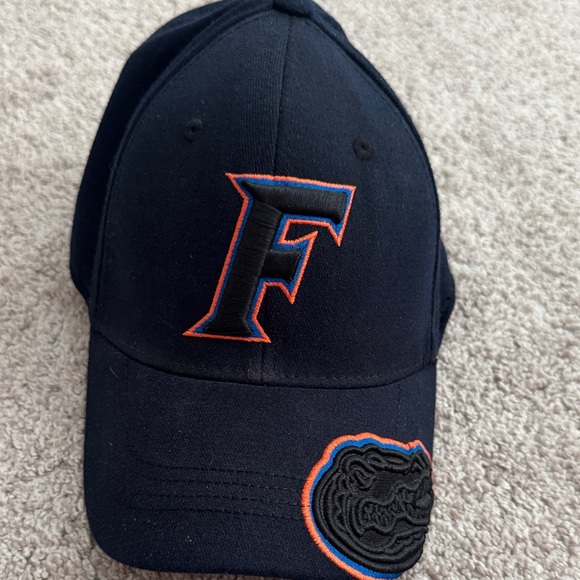 Gators hat - Picture 1 of 3